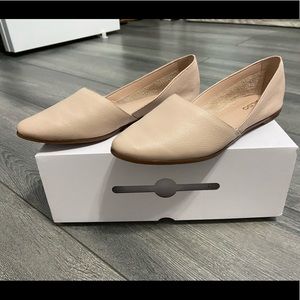 Beige/ light pink Aldo flats